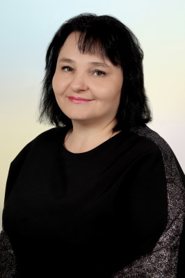 Воспитатель высшей категории Кравцова Елена Валериевна Воспитатель высшей категории Кравцова Елена Валериевна
